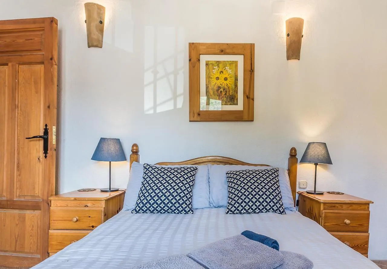 Casa Mundo - 16Th Century Traditional White Village House With Pool Pinos del Valle İspanya