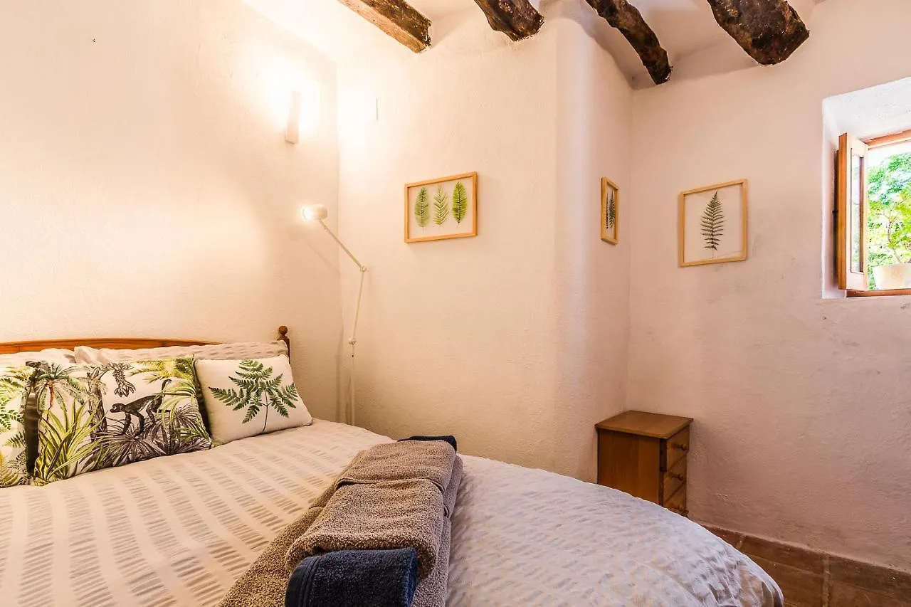 Casa Mundo - 16Th Century Traditional White Village House With Pool Pinos del Valle España