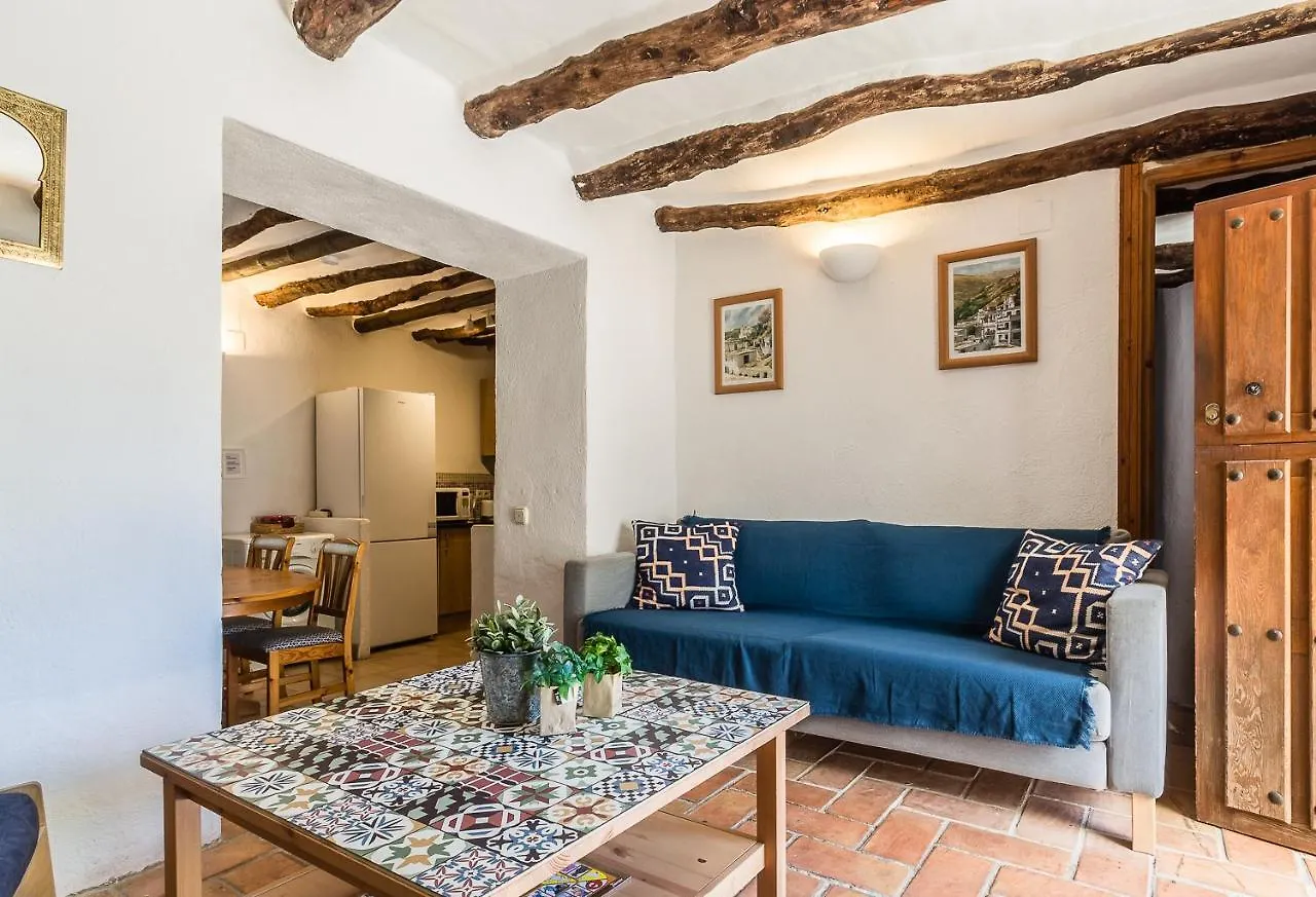 Casa Mundo - 16Th Century Traditional White Village House With Pool Pinos del Valle 0*,